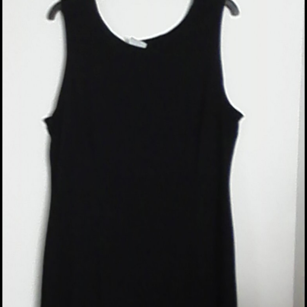 # 066 Lbd with Ruffle hem